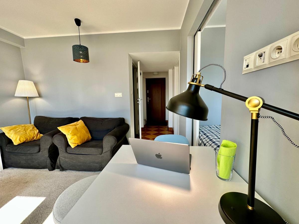 Gold 2 King Size Bed, Metro X2 Free Wifi, 50'Tv Netflix, Hbo, Appletv+ Apartman Varsó Kültér fotó