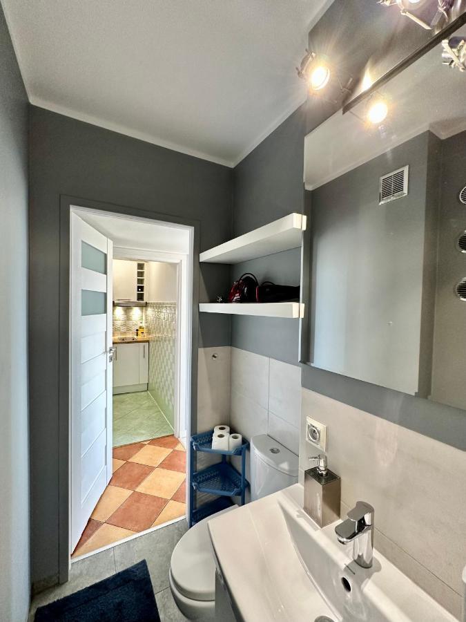 Gold 2 King Size Bed, Metro X2 Free Wifi, 50'Tv Netflix, Hbo, Appletv+ Apartman Varsó Kültér fotó